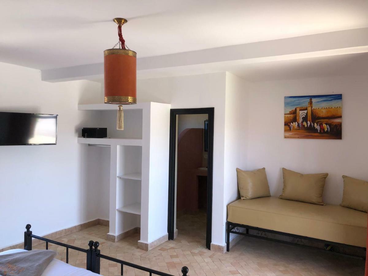 Les Orangers De L'Ourika Hotel Douar Akkara Exterior foto