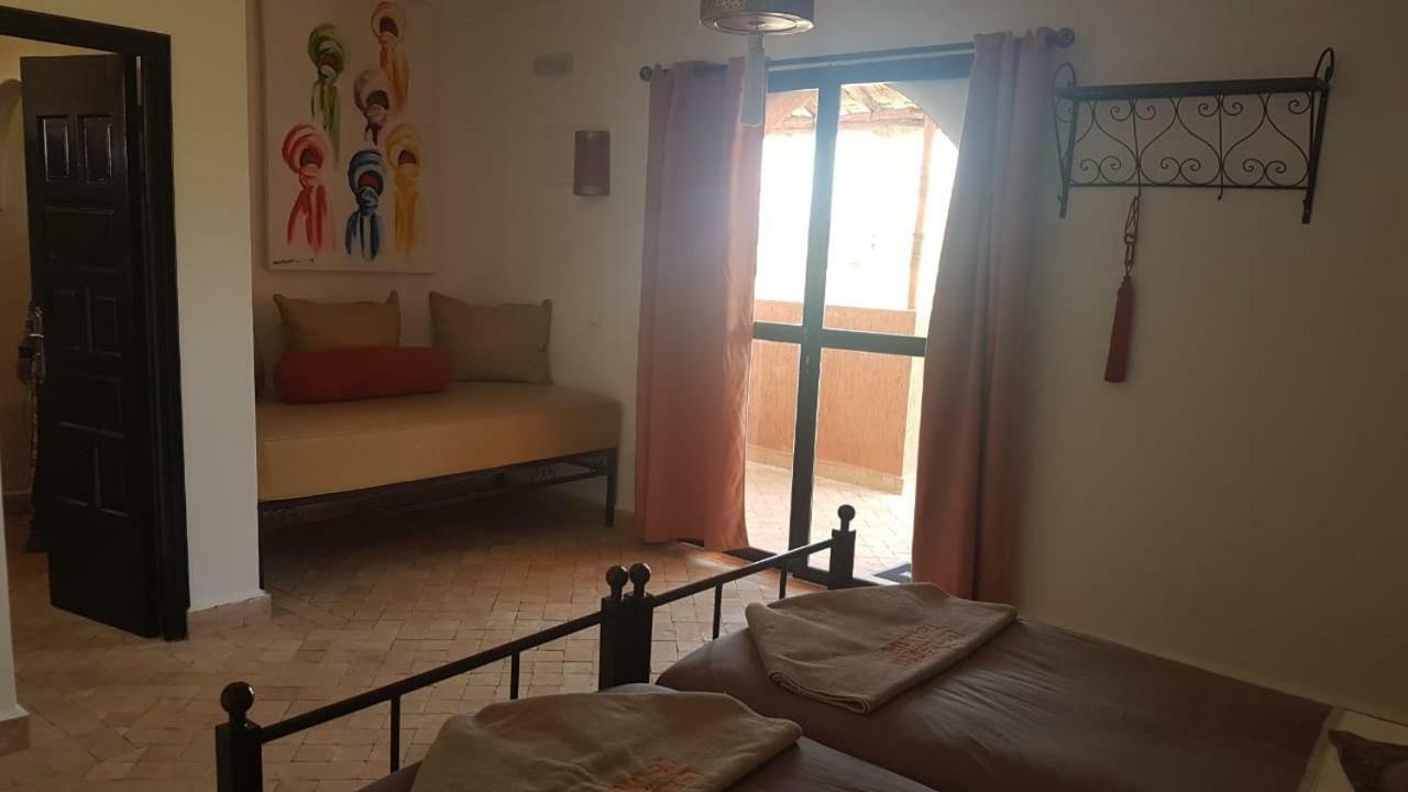 Les Orangers De L'Ourika Hotel Douar Akkara Exterior foto