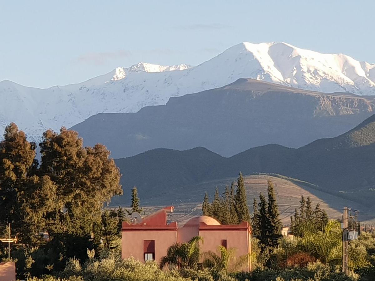 Les Orangers De L'Ourika Hotel Douar Akkara Exterior foto